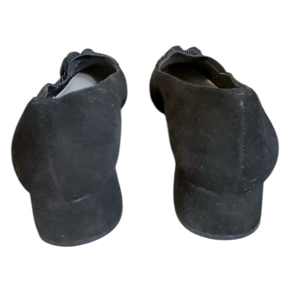 Talbots women’s suede stretch black tassel loafers excellent condition, Size 7.5 - Picture 3 of 5